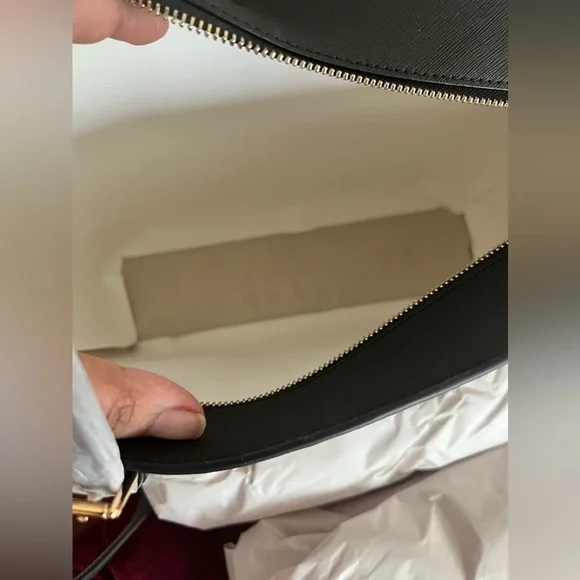 TORY BURCH• Emerson Small Tote• Price Firm - Picture 6 of 9